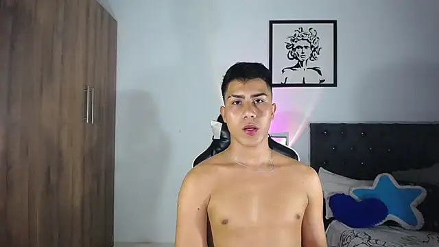 Snapshot of AlanNaughty chatting on 10-04-25, 08:54 AlanNaughty online show from 10-04-25, 08:54