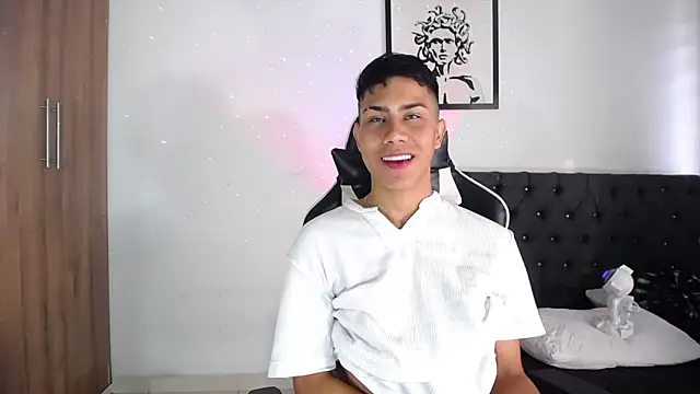 AlanNaughty online show from 11-06-25, 09:52