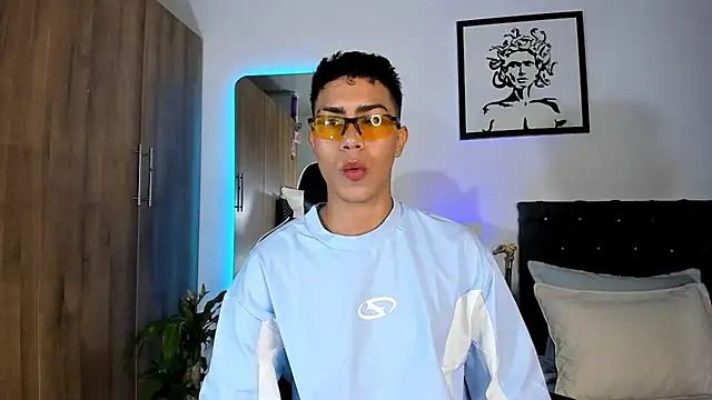 AlanNaughty online show from 04-16-26, 12:00