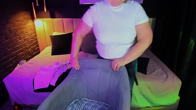 Shannonshine online show from 03-28-26, 05:19