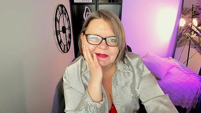 Shannonshine online show from 04-08-26, 01:23