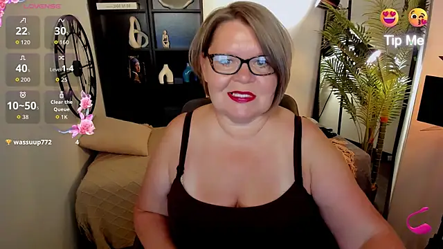 Shannonshine online show from 07-22-26, 01:24