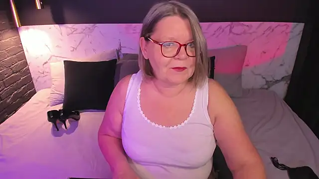 Shannonshine online show from 11-05-25, 01:14