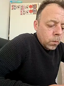 Snapshot of david_geam chatting on 03-10-26, 10:08 david geam online show from 03-10-26, 10:08