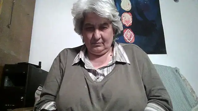 Snapshot of ExquisiteMature chatting on 04-16-26, 10:01 ExquisiteMature online show from 04-16-26, 10:01