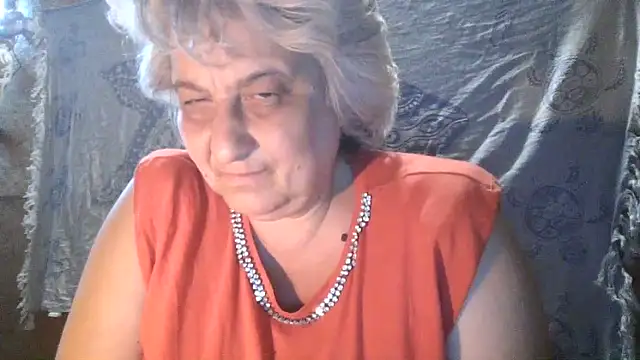 Snapshot of ExquisiteMature chatting on 05-24-26, 06:30 ExquisiteMature online show from 05-24-26, 06:30