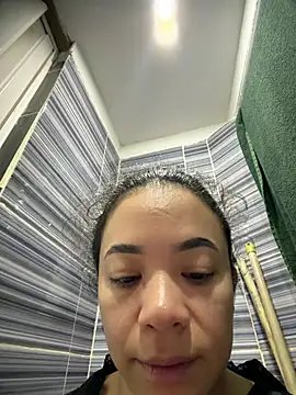Snapshot of carolgaita chatting on 06-10-26, 10:38 carolgaita online show from 06-10-26, 10:38