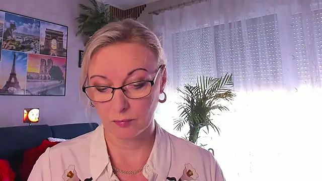 vanessa chat online show from 05-28-26, 01:28