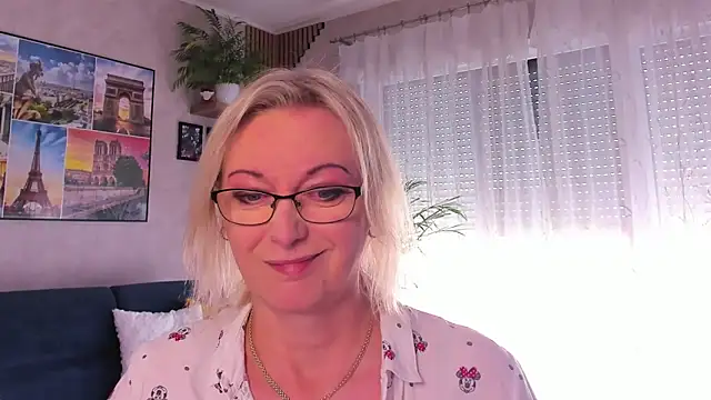 vanessa chat online show from 04-30-26, 01:29