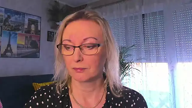 vanessa chat online show from 02-26-26, 02:17