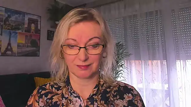 vanessa chat online show from 02-12-26, 02:17