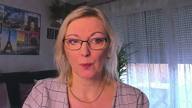 vanessa chat online show from 01-18-26, 02:20