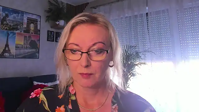 vanessa chat online show from 06-17-26, 01:32