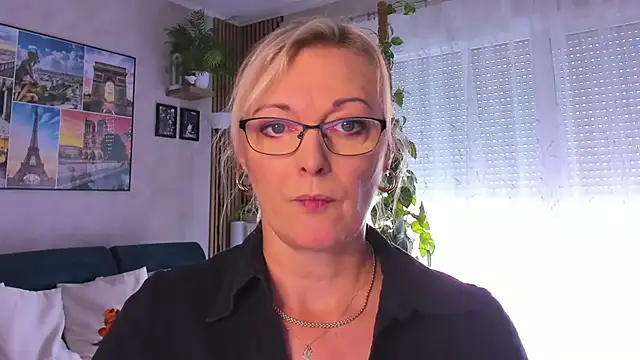 vanessa chat online show from 09-09-25, 01:20