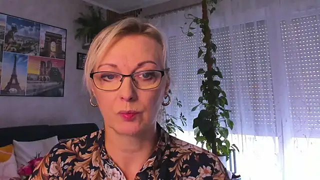 vanessa chat online show from 10-02-25, 01:25