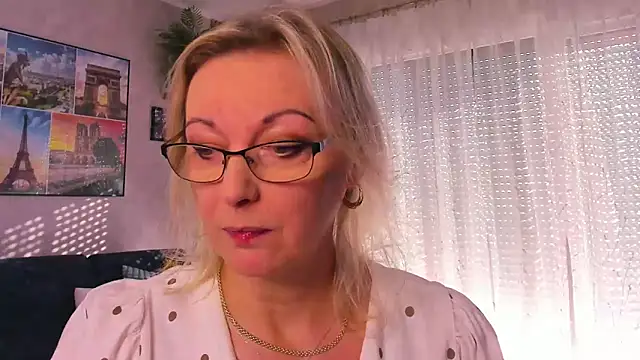 vanessa chat online show from 11-07-25, 08:52