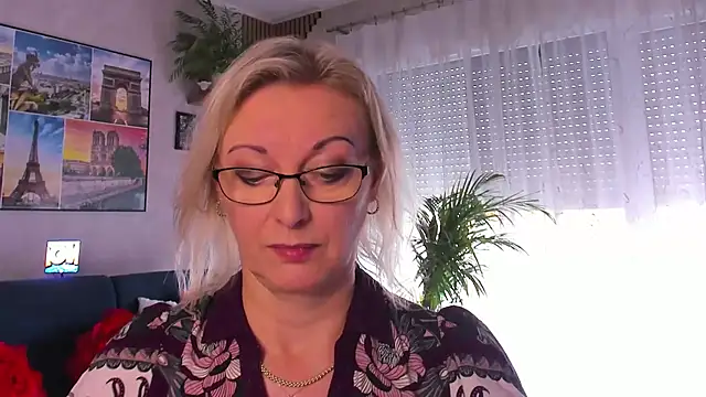 vanessa chat online show from 06-03-26, 02:33