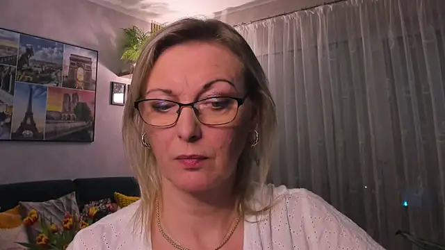 vanessa chat online show from 03-17-25, 05:49