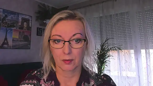 vanessa chat online show from 07-06-26, 03:03