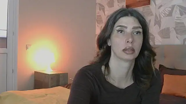 Snapshot of WhiteQueen888 chatting on 06-01-26, 03:33 WhiteQueen888 online show from 06-01-26, 03:33