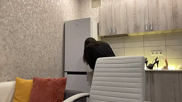 HotyWinter online show from 02-13-26, 03:50