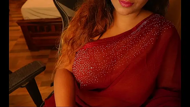 Snapshot of sneha_hussy chatting on 02-10-26, 12:48 sneha hussy online show from 02-10-26, 12:48