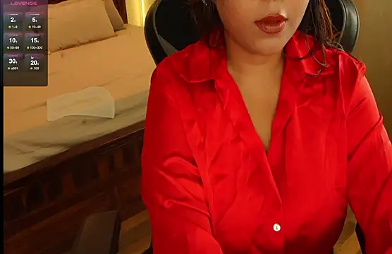 Snapshot of sneha_hussy chatting on 10-14-25, 01:45 sneha hussy online show from 10-14-25, 01:45