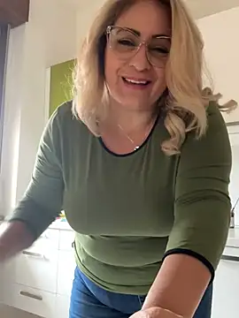 x elena x online show from 02-18-25, 11:11