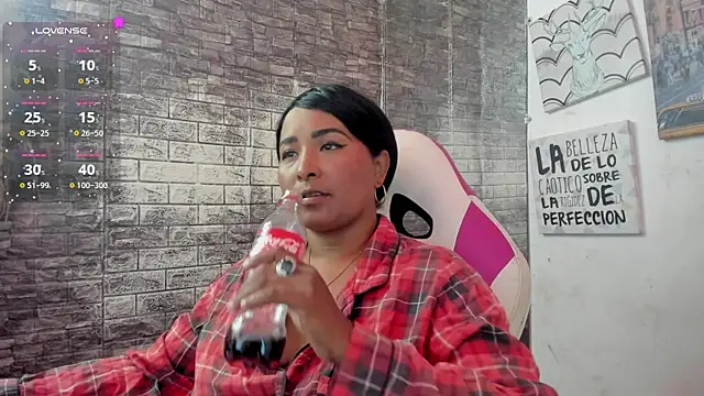 paola ih online show from 07-15-26, 02:24