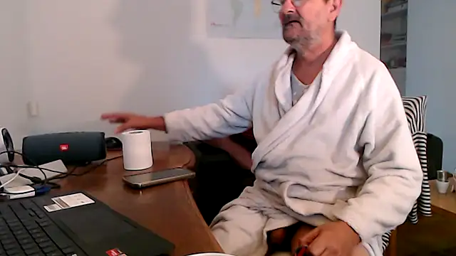 silvio-aus-luzern-CH online show from 10-07-25, 06:14