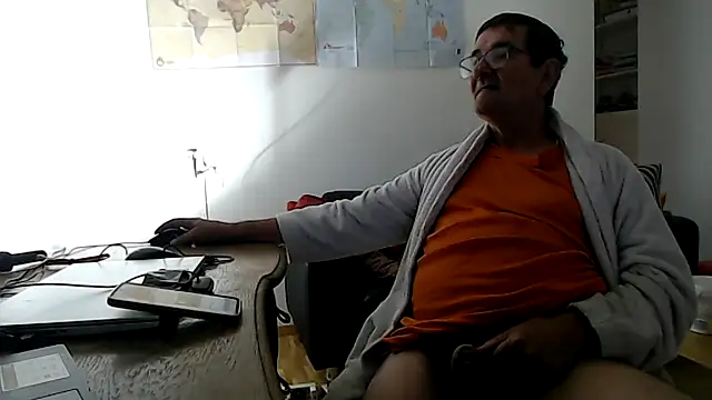 silvio-aus-luzern-CH online show from 07-28-26, 06:32