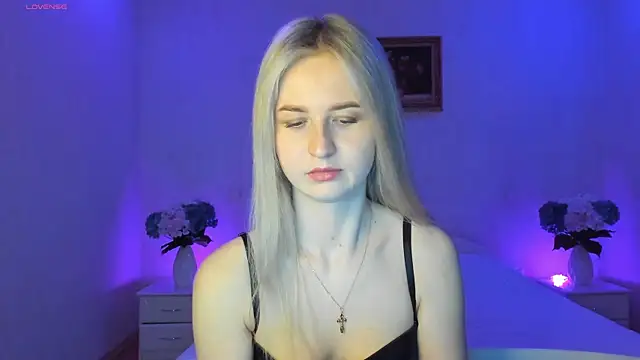 AnnaCarrera online show from 03-19-25, 08:54