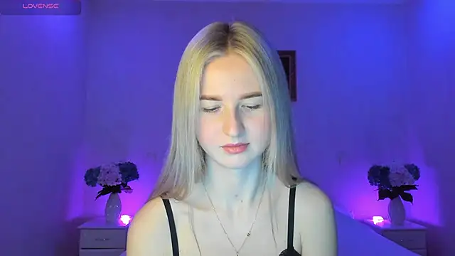 AnnaCarrera online show from 03-07-25, 08:00