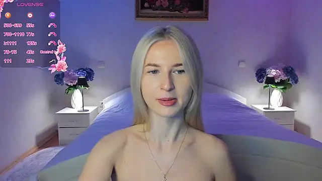 AnnaCarrera online show from 04-21-26, 08:37