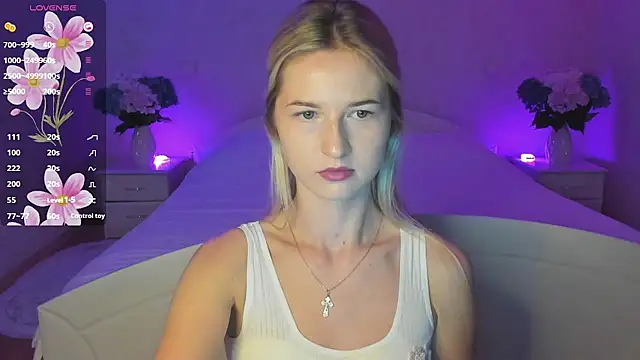 AnnaCarrera online show from 09-18-25, 06:33