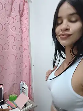 Snapshot of secretgreisy_ chatting on 06-11-26, 05:04 secretgreisy online show from 06-11-26, 05:04
