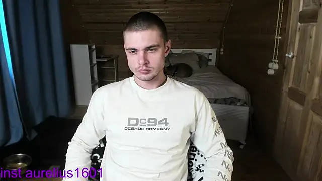 maks wolfis online show from 10-30-25, 06:12