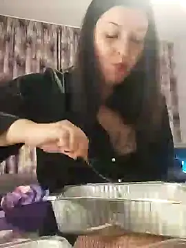 AlexandraGiogio online show from 01-12-25, 04:29