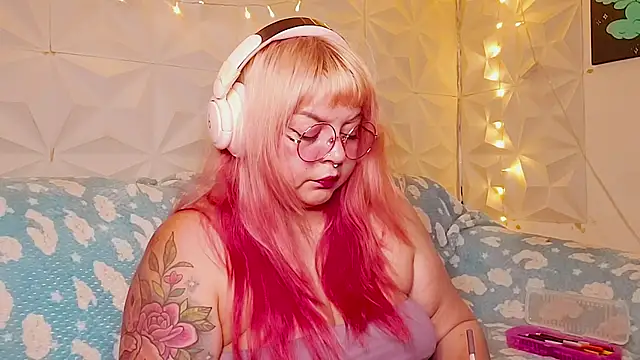 Satyn doll online show from 06-30-26, 01:05