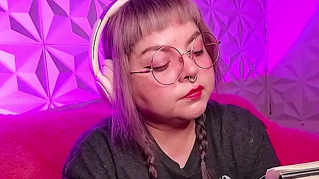 Satyn doll online show from 11-02-25, 10:15