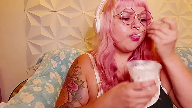 Satyn doll online show from 05-31-26, 02:06
