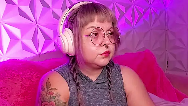 Satyn doll online show from 11-09-25, 10:14