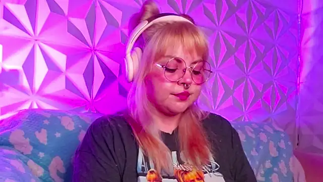 Satyn doll online show from 09-26-25, 11:11