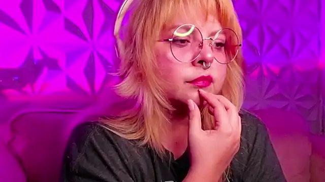 Satyn doll online show from 10-03-25, 11:28