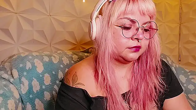 Satyn doll online show from 06-06-26, 11:43