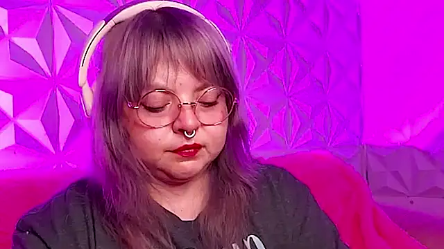 Satyn doll online show from 10-27-25, 11:49