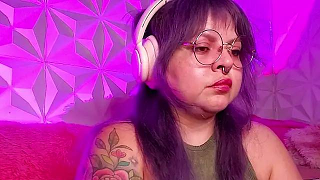 Satyn doll online show from 10-22-25, 02:22