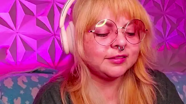 Satyn doll online show from 10-14-25, 03:18