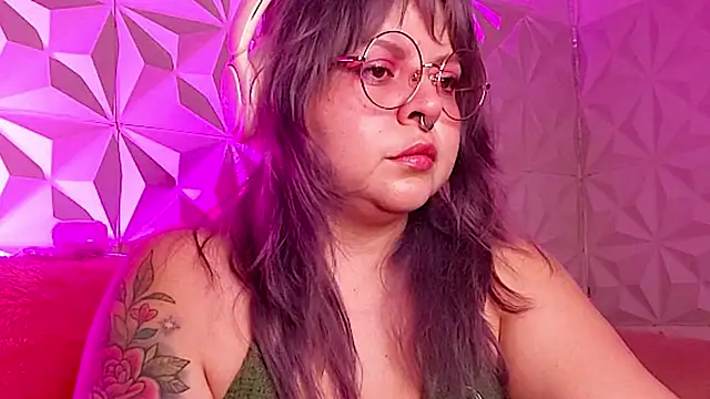 Satyn doll online show from 10-24-25, 12:42