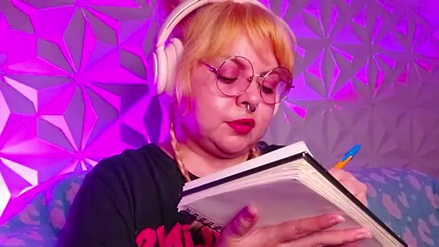 Satyn doll online show from 09-24-25, 12:40